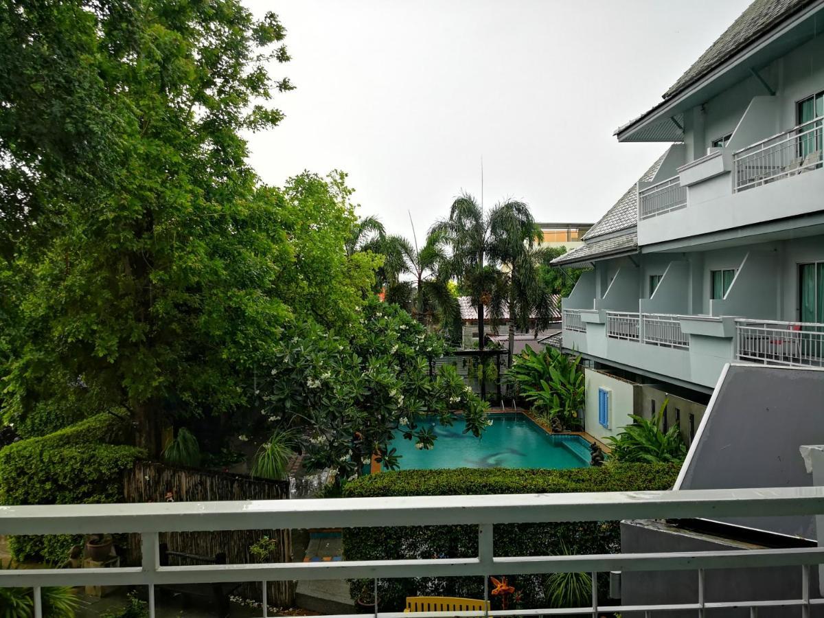 Baan Suksiri Hotel HHQ Exterior foto